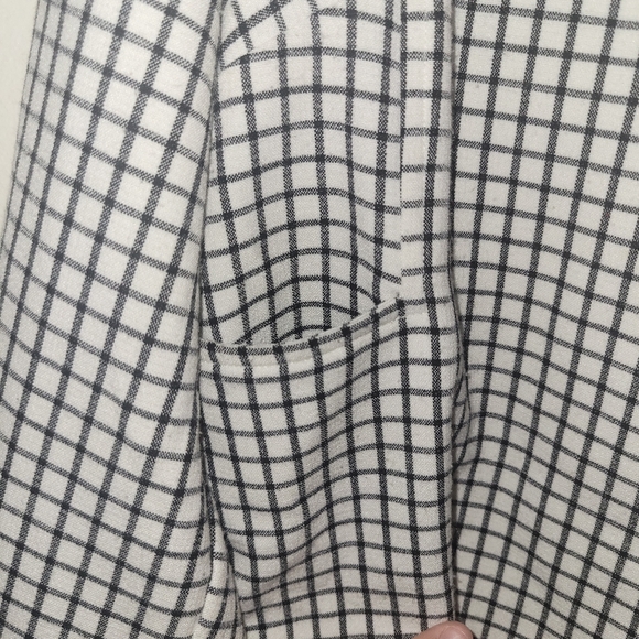 Cabi Windowpane Plaid Jacket with Shoulder Pads - Picture 8 of 16